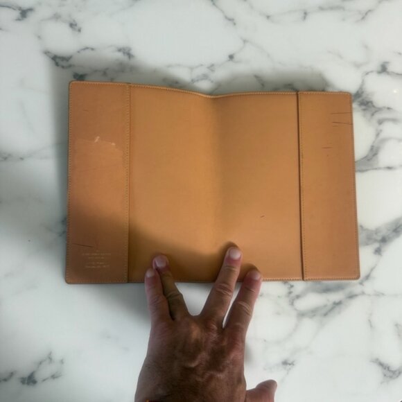 Louis Vuitton x Pharrell Pop Yellow Notebook Cover - Picture 2 of 2